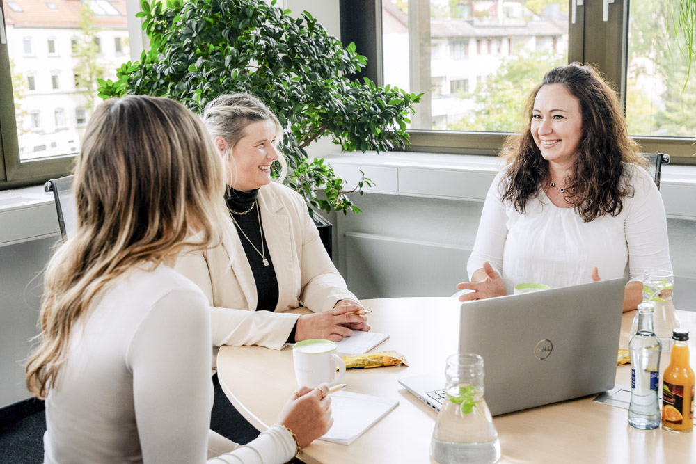 Job bei Gedikom - Besprechung in der Gedikom Verwaltung